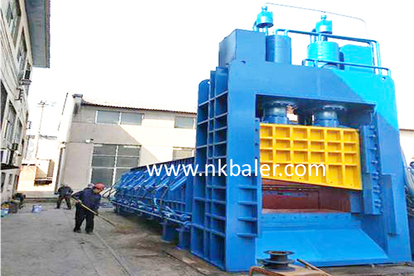    The social value of plastic pallet automatic baler