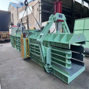 Bottle baler