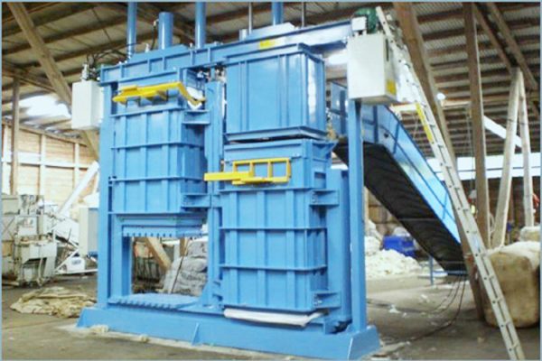 NK-T90S Textile Baler With Conveyor - Image 4