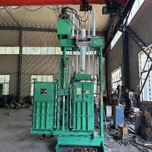 Twin Chambers Used Clothes Baler