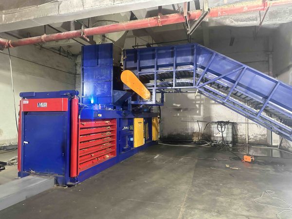 NKW160BD PET Bottles Closed End Baler - Image 3