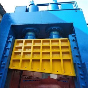 Heavy Waste Hydraulic Shears